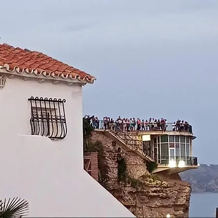 1 Pasaje Fuente De Cantarero Nerja